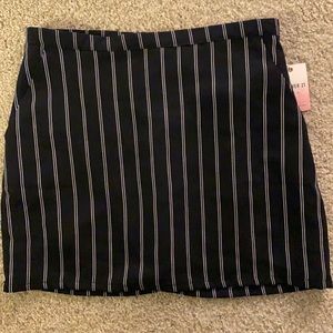 Forever 21 mini skirt with zipper